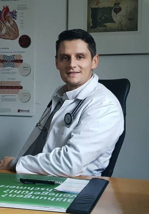 Liječnik Dermatolog Zoran Pejatović
